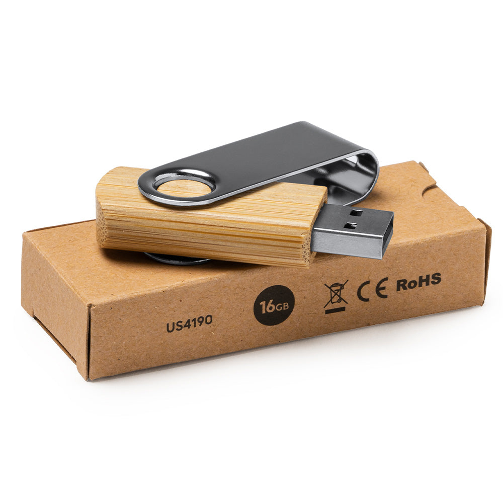 Stick USB cu carcasa de lemn si metal