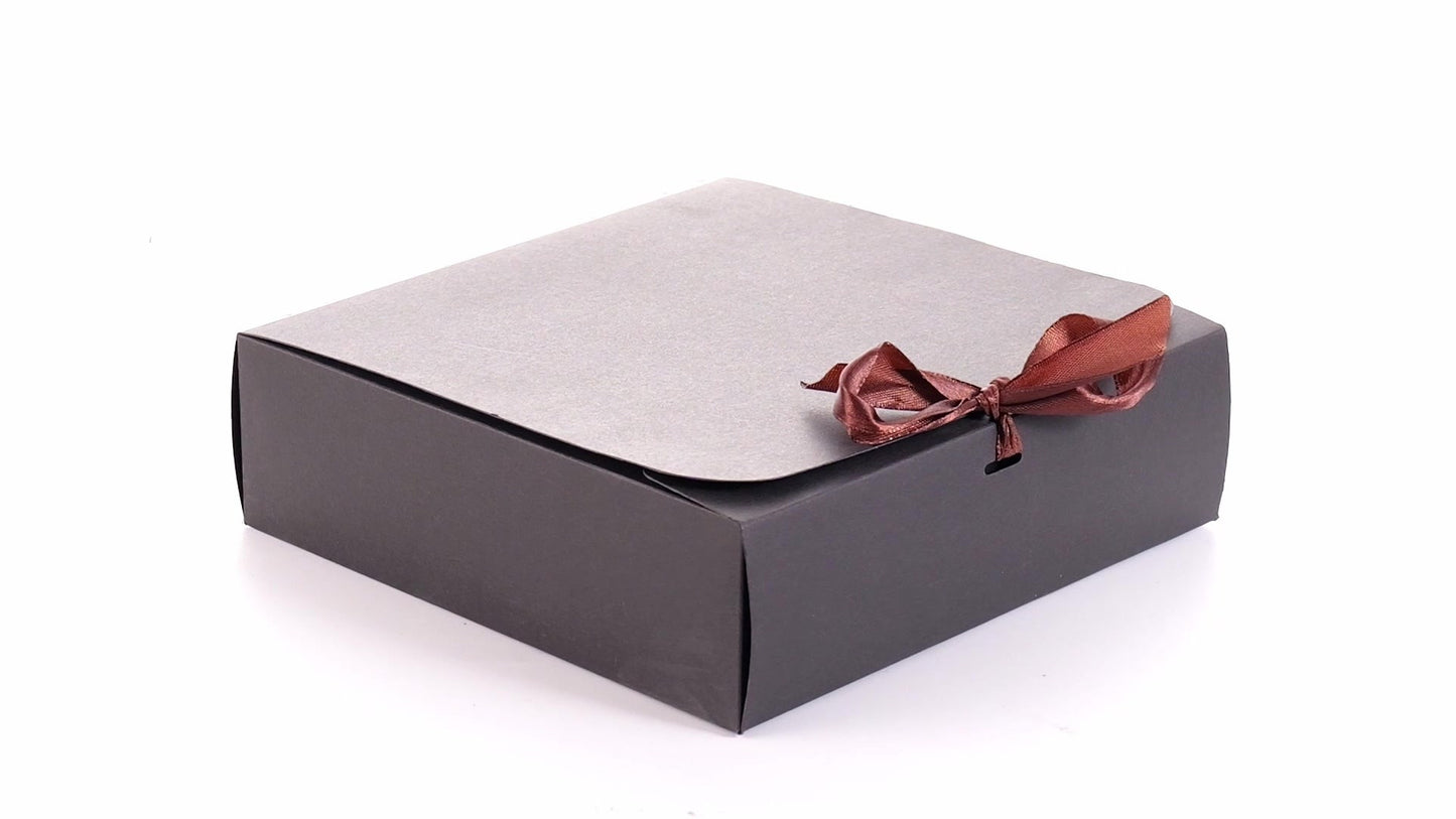 Rectangular gift box with bow