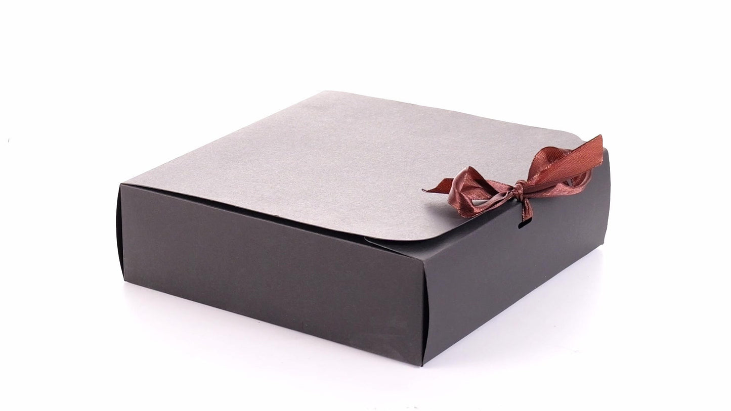 Rectangular gift box with bow