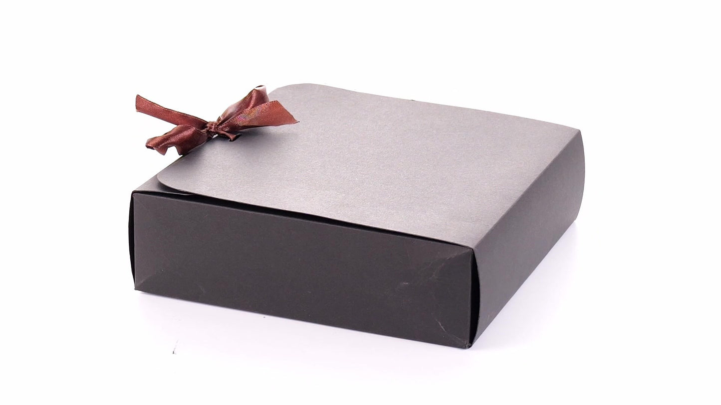 Rectangular gift box with bow