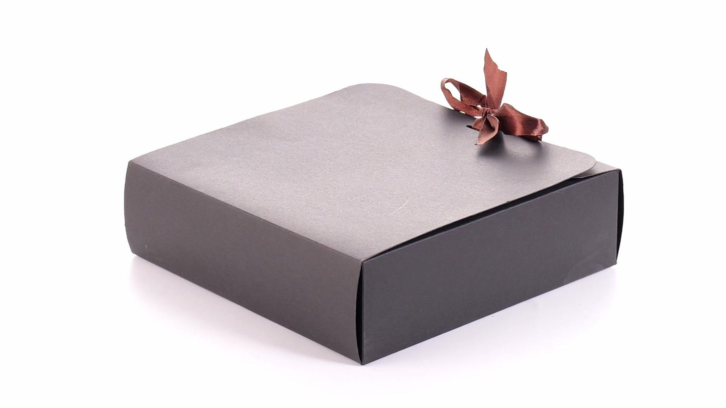 Rectangular gift box with bow