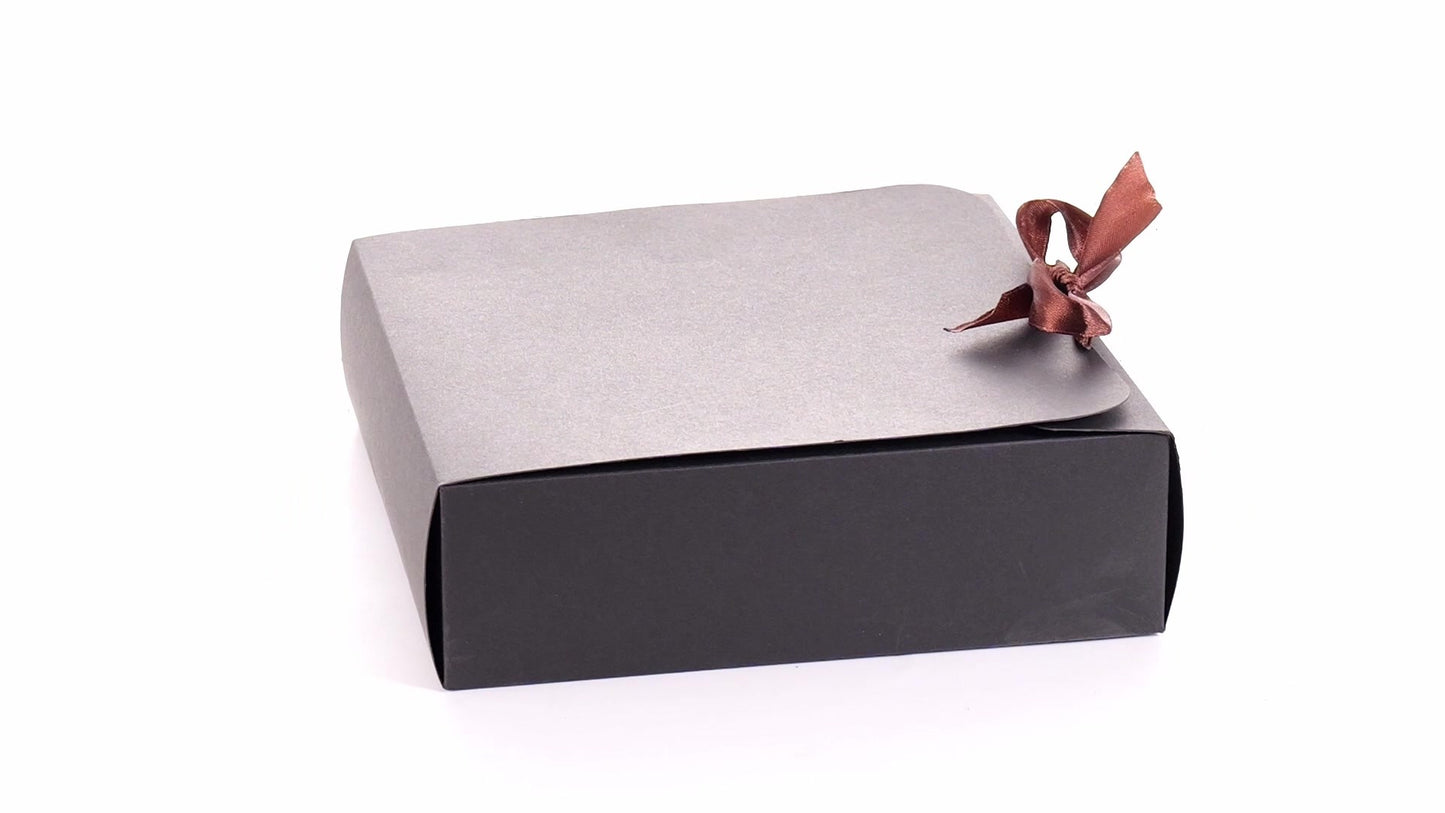 Rectangular gift box with bow