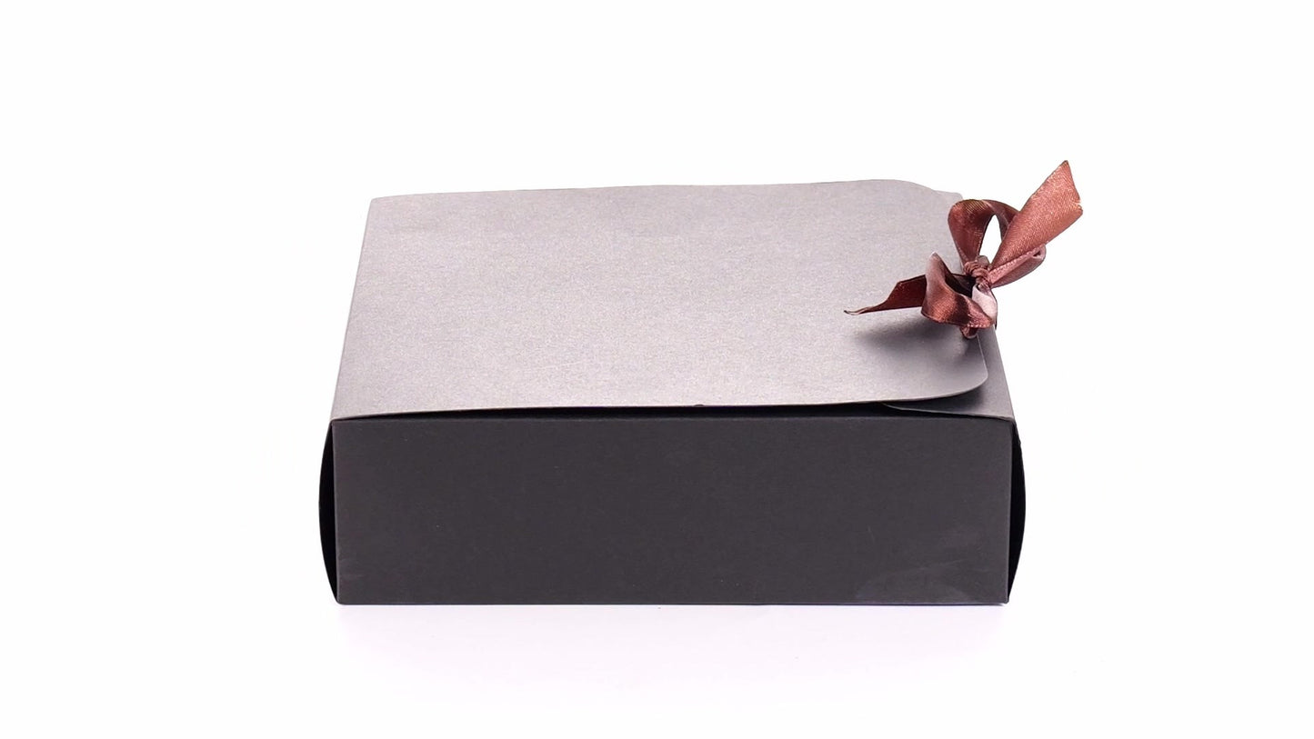Rectangular gift box with bow