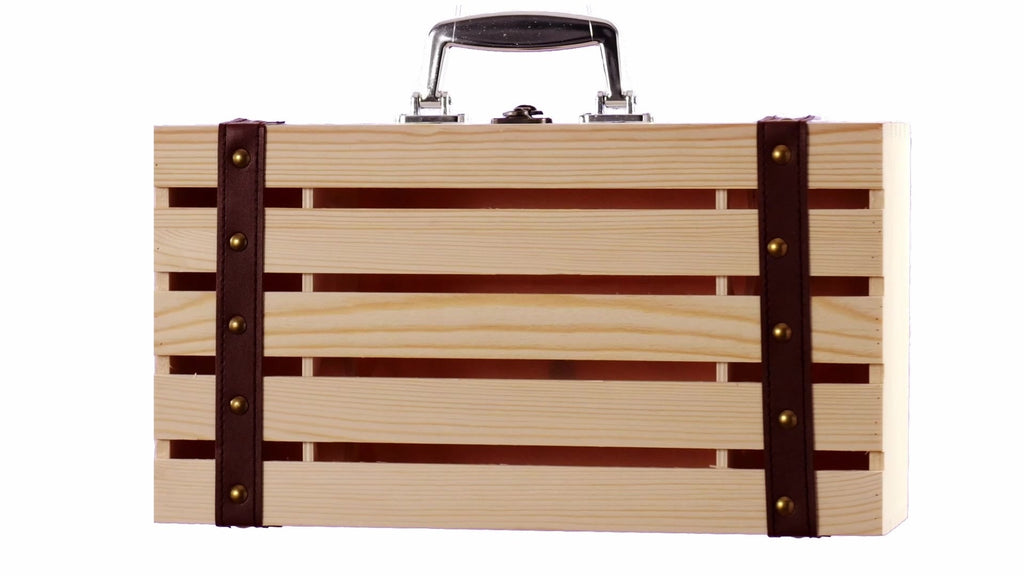 Wooden chest-type box for 2 wine bottles