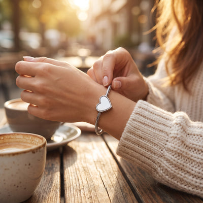 Metal bracelet with heart-shaped pendant sublimation compatible